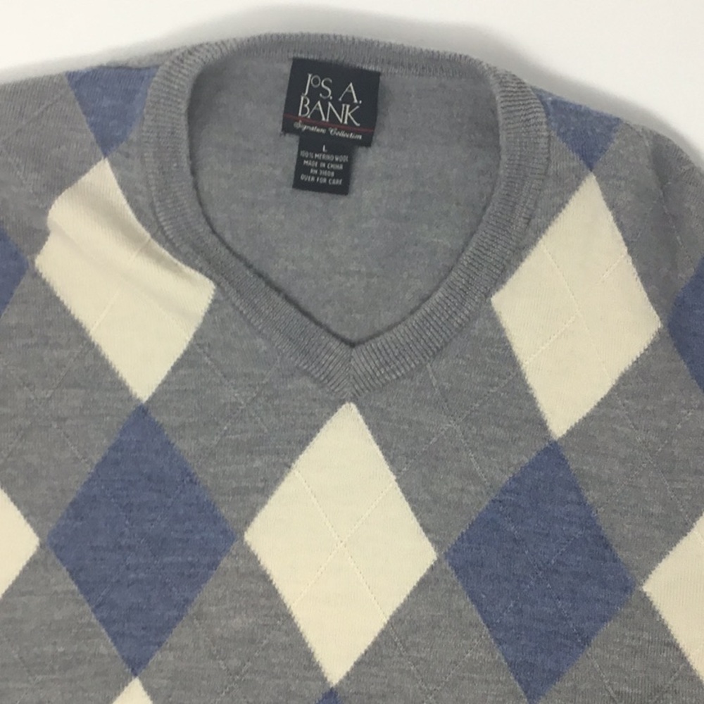 Jos A Bank 100% Merino Wool Sweater